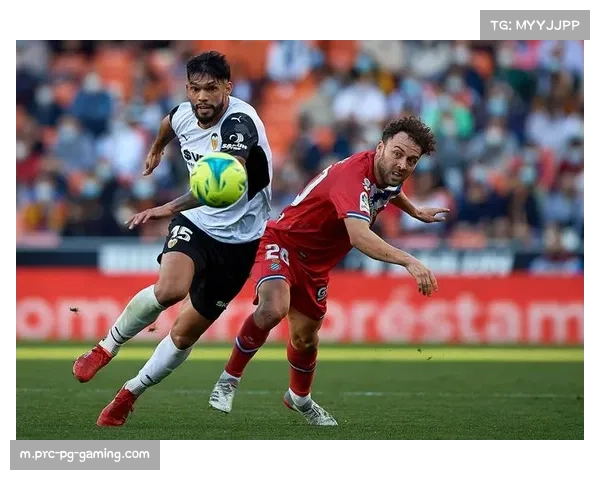 赫塔菲vs比利亚雷亚尔：铁血防反与技术流传切的终极博弈